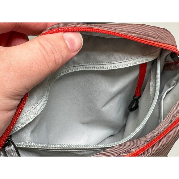 Arc'teryx Mantis 2 Waist Pack – RARE Velvet Sand Colorway – Crossbody Sling Bag - Picture 7 of 14